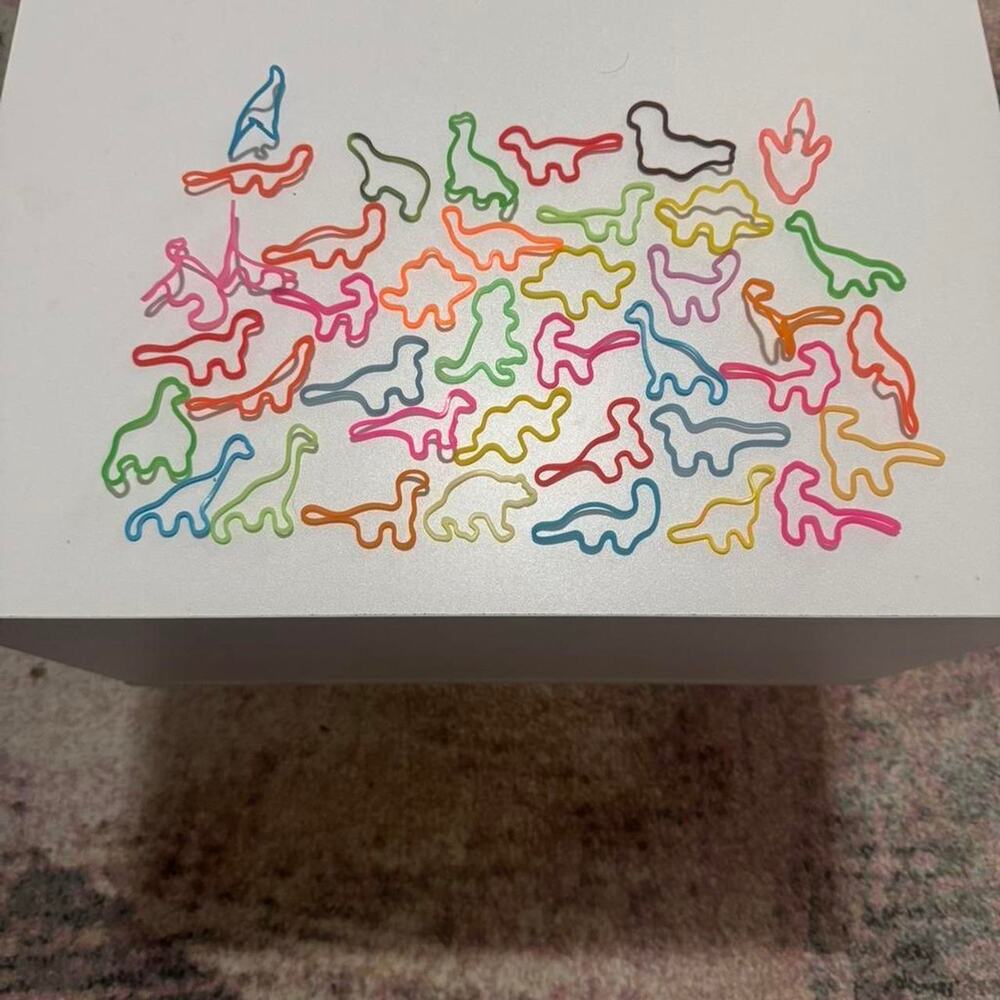 40 Assorted Dinosaur Silly Bands- Lot 2